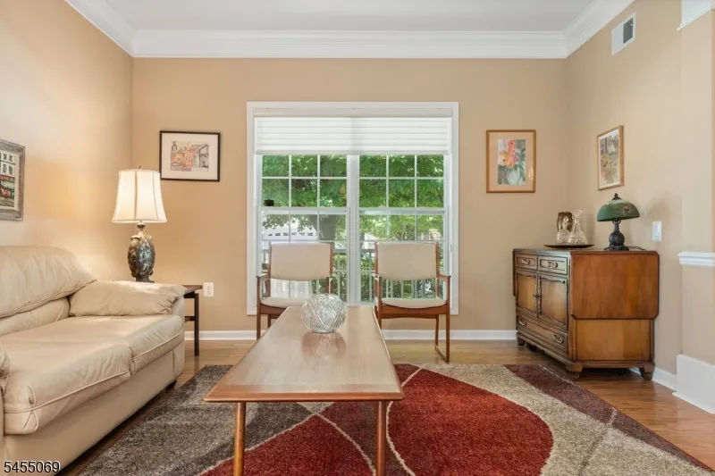 574 Post Ln Franklin, NJ 08873
