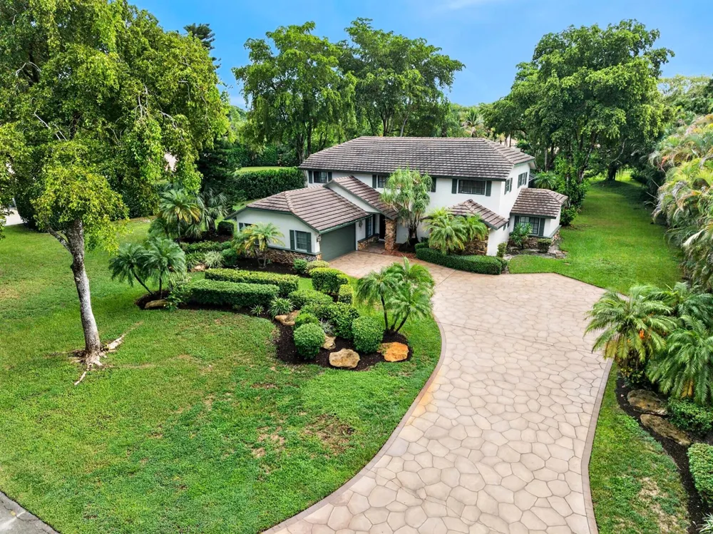 7100 E Cypresshead Drive E Parkland, FL 33067
