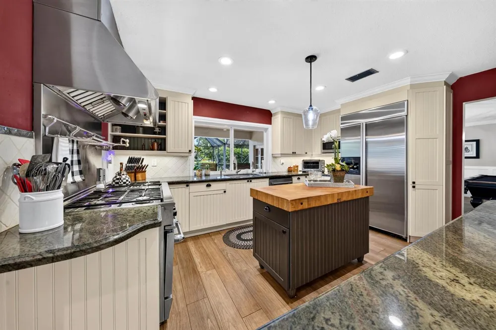 7100 E Cypresshead Drive E Parkland, FL 33067
