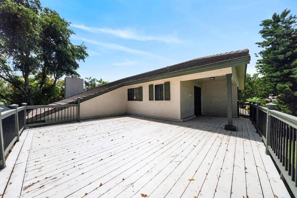 7100 E Cypresshead Drive E Parkland, FL 33067