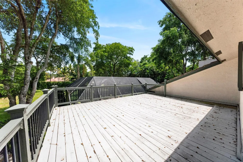 7100 E Cypresshead Drive E Parkland, FL 33067