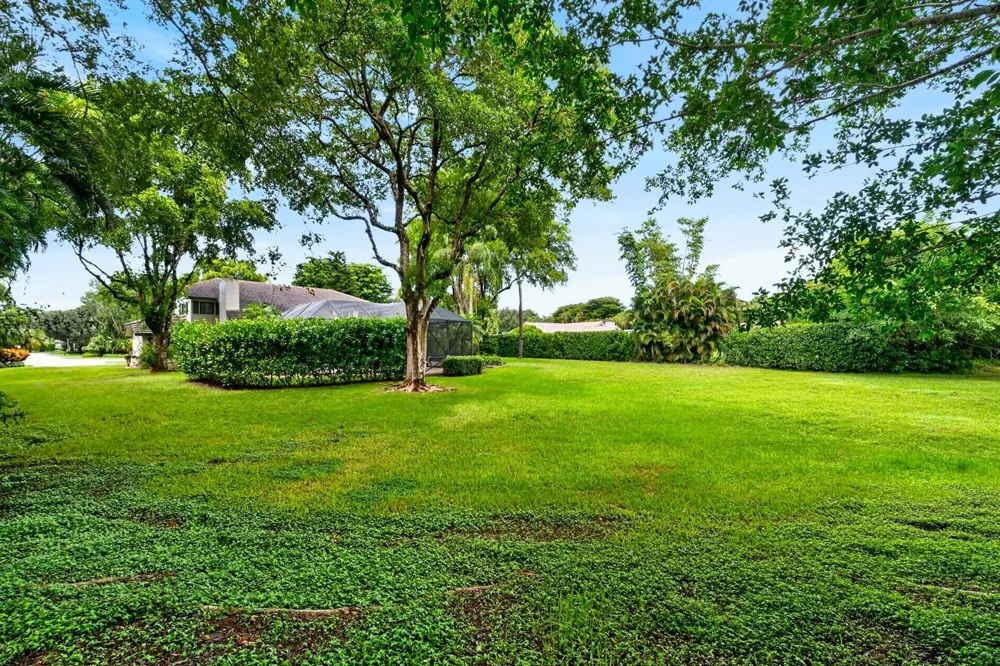 7100 E Cypresshead Drive E Parkland, FL 33067