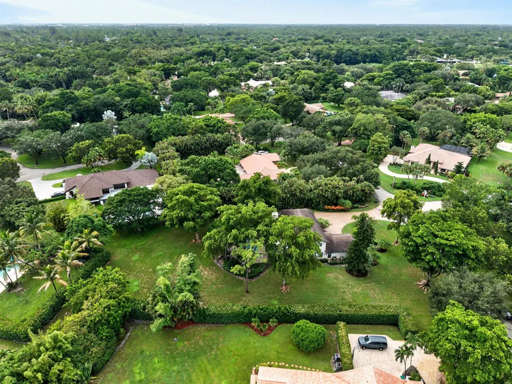 7100 E Cypresshead Drive E Parkland, FL 33067