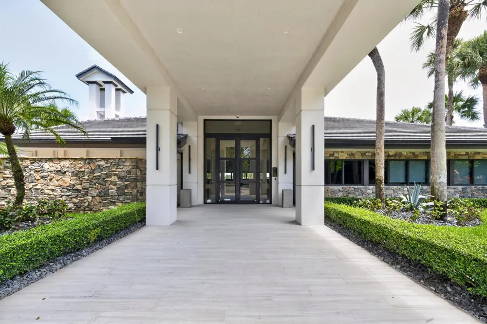 7100 E Cypresshead Drive E Parkland, FL 33067