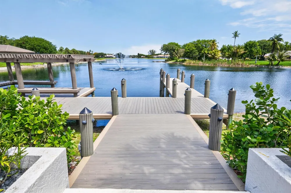 7100 E Cypresshead Drive E Parkland, FL 33067