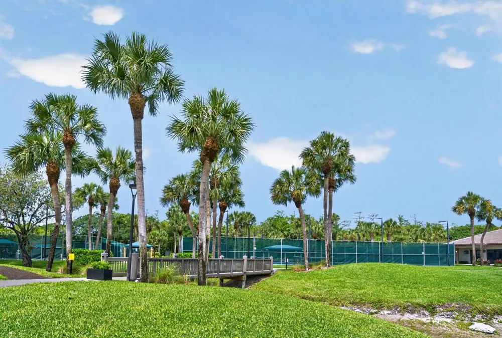 7100 E Cypresshead Drive E Parkland, FL 33067