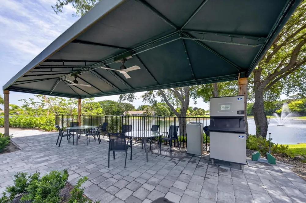 7100 E Cypresshead Drive E Parkland, FL 33067