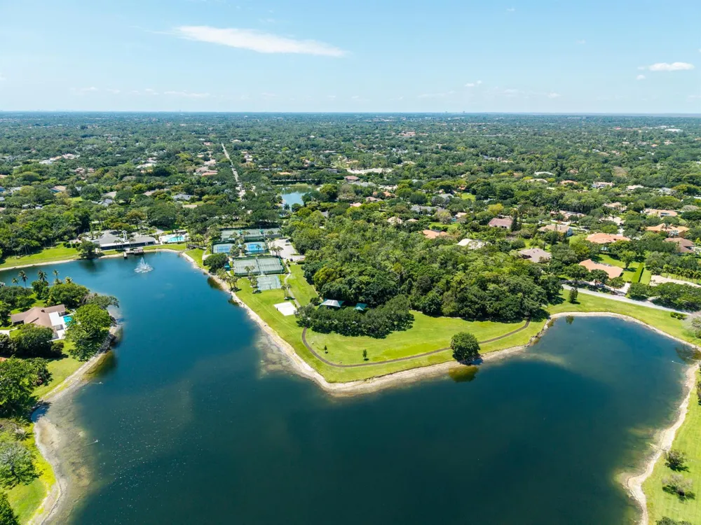 7100 E Cypresshead Drive E Parkland, FL 33067