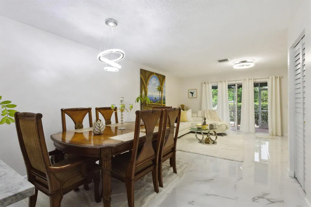 368 WATERSIDE DRIVE Hypoluxo, FL 33462