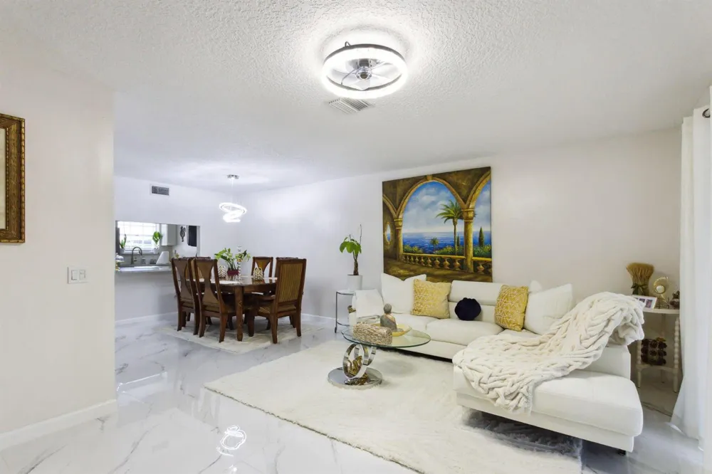 368 WATERSIDE DRIVE Hypoluxo, FL 33462