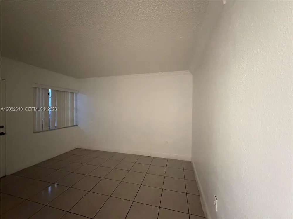 16118 NE 21st Ave #7 North Miami Beach, FL 33162