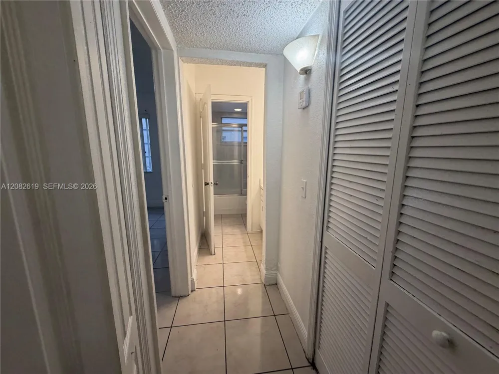 16118 NE 21st Ave #7 North Miami Beach, FL 33162