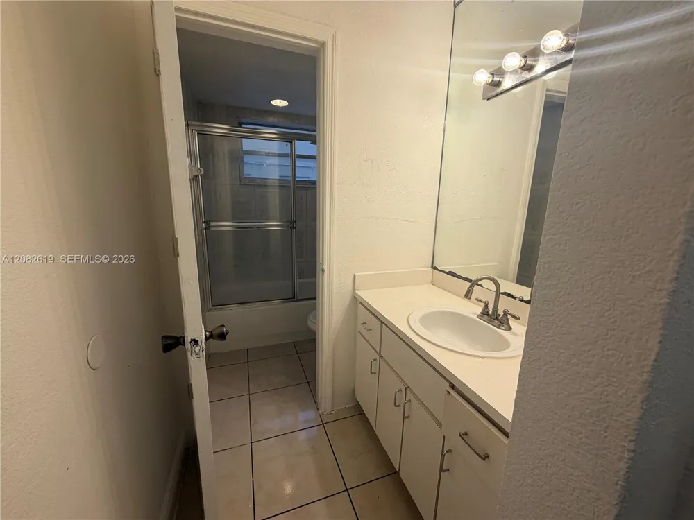 16118 NE 21st Ave #7 North Miami Beach, FL 33162