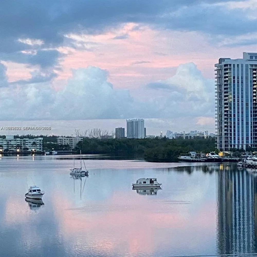 2903 Point East Dr #K611 Aventura, FL 33160