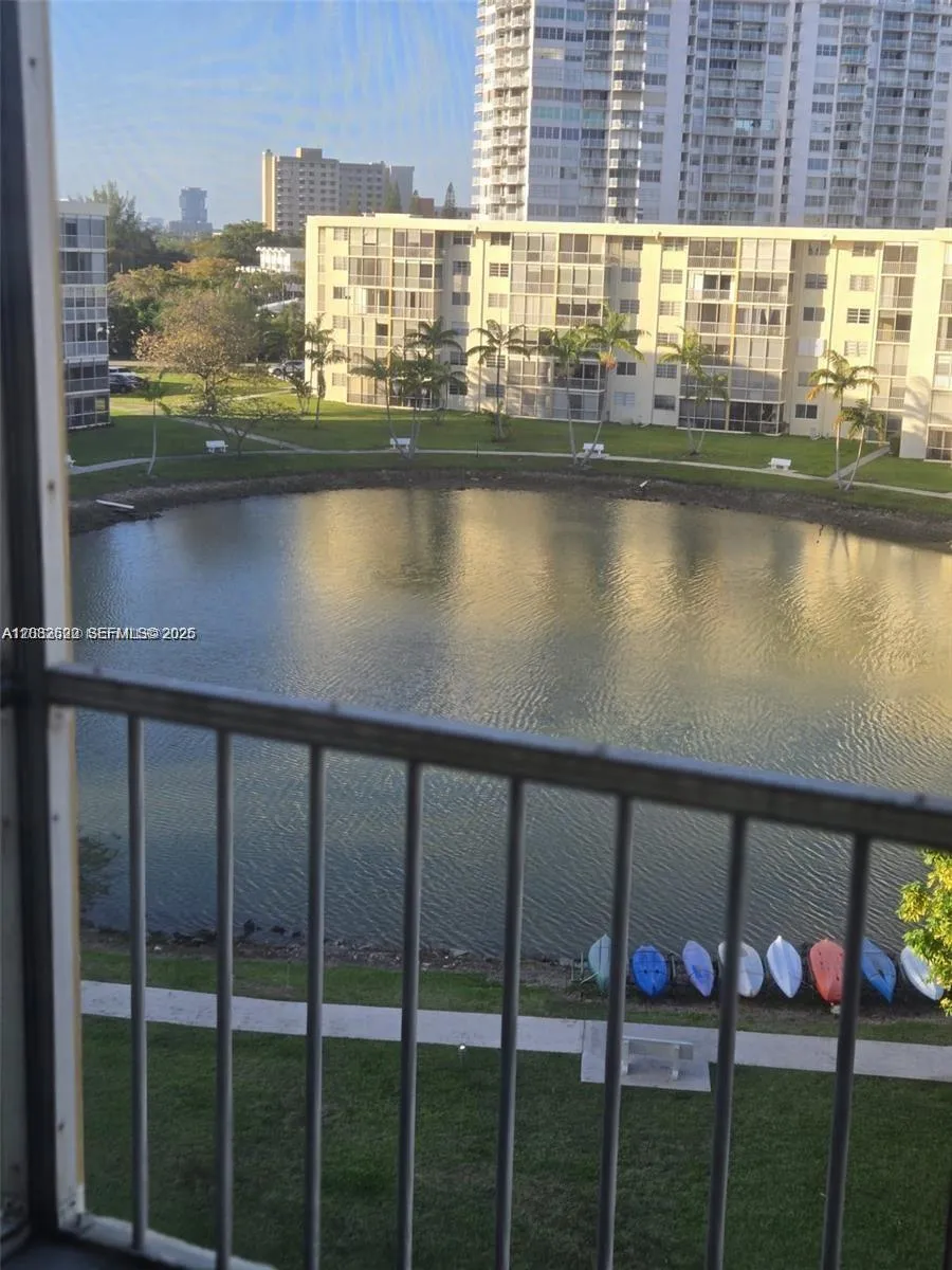 2903 Point East Dr #K611 Aventura, FL 33160