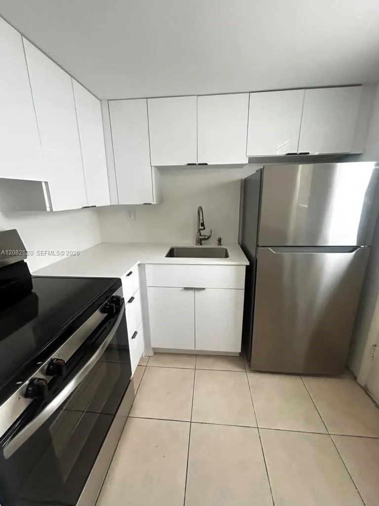 2903 Point East Dr #K611 Aventura, FL 33160