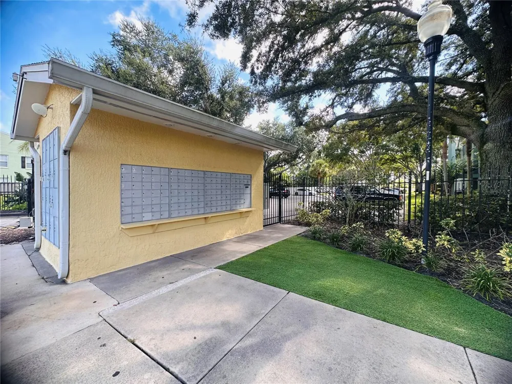 2071 DIXIE BELLE DRIVE #2071S Orlando, FL 32812