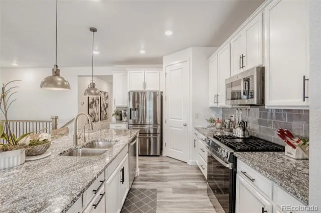 5255 E 148th Place Thornton, CO 80602