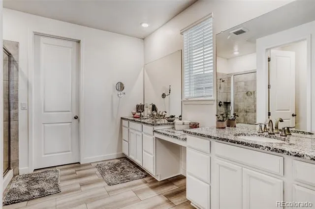 5255 E 148th Place Thornton, CO 80602