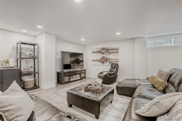 5255 E 148th Place Thornton, CO 80602