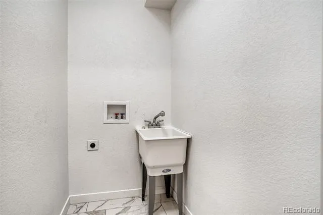5255 E 148th Place Thornton, CO 80602