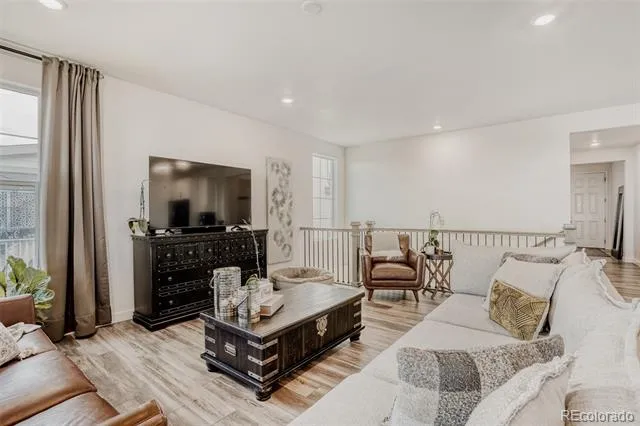 5255 E 148th Place Thornton, CO 80602