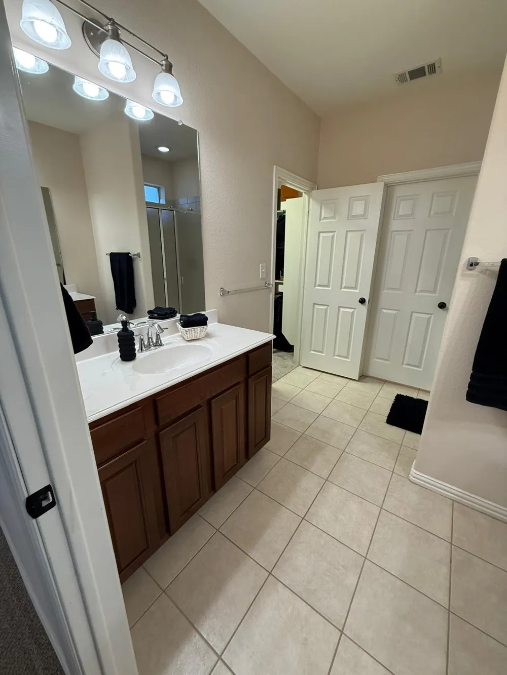 6406 Shakespeare Place Dallas, TX 75252