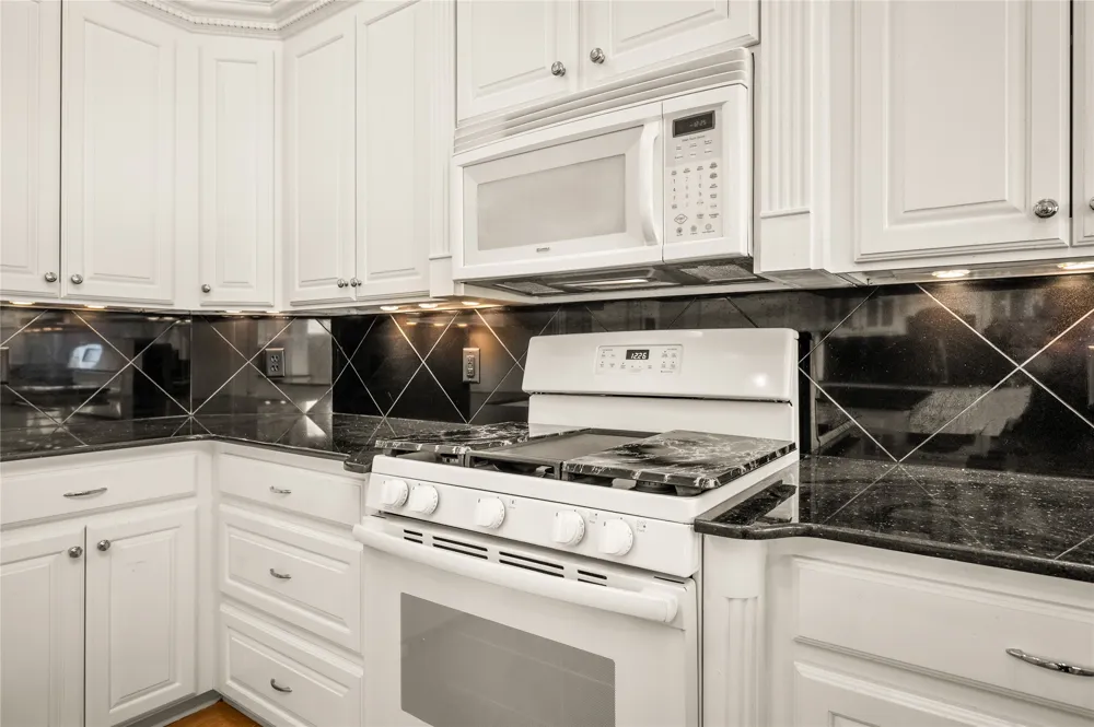 115 Morgan Natchitoches, LA 71457
