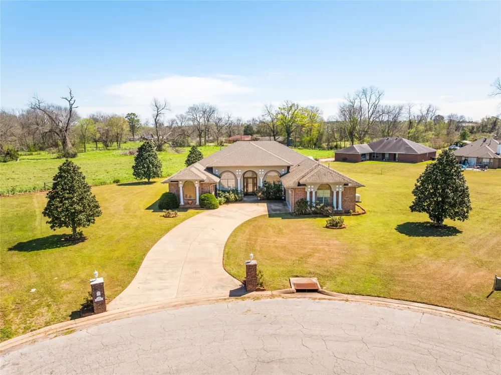 115 Morgan Natchitoches, LA 71457