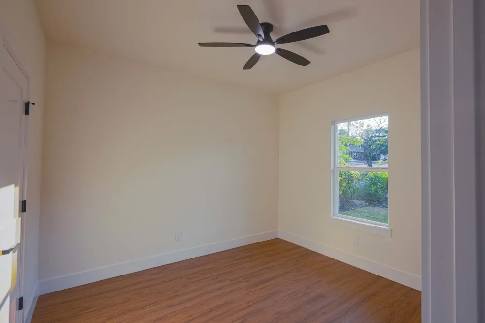 321 S Rusk Weatherford, TX 76086