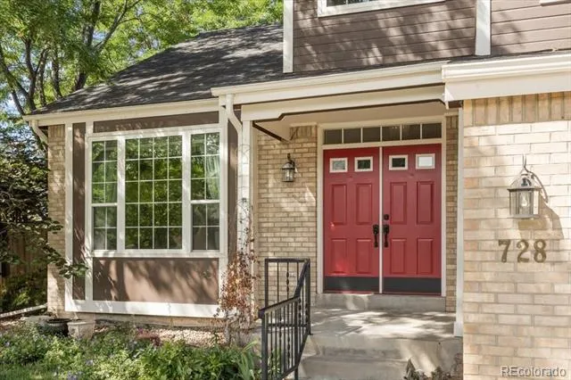 728 Huntington Drive Littleton, CO 80126