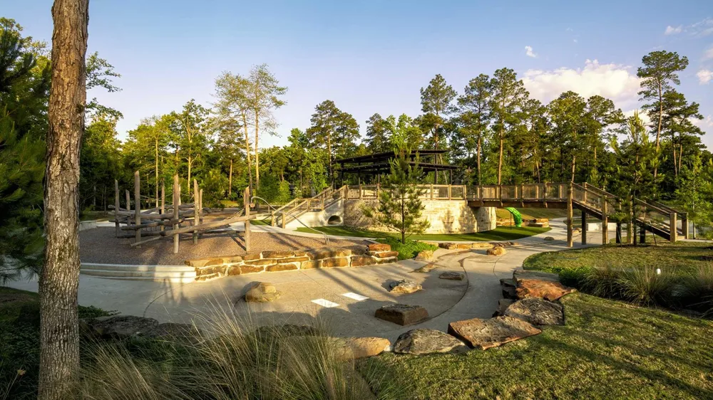 253 Silver Appleyard Pass Willis, TX 77318