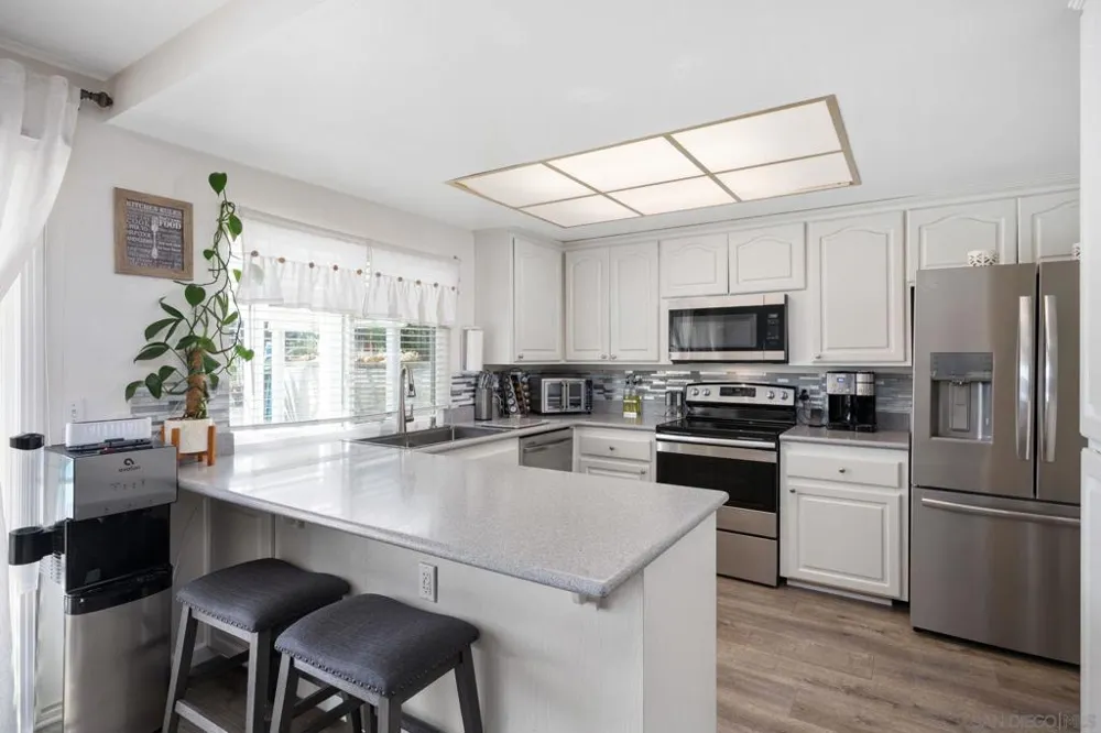 13556 Paseo Del Mar El Cajon, CA 92021