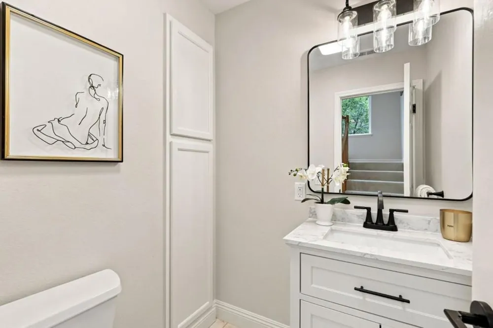 7371 Rainbow Drive Cupertino, CA 95014