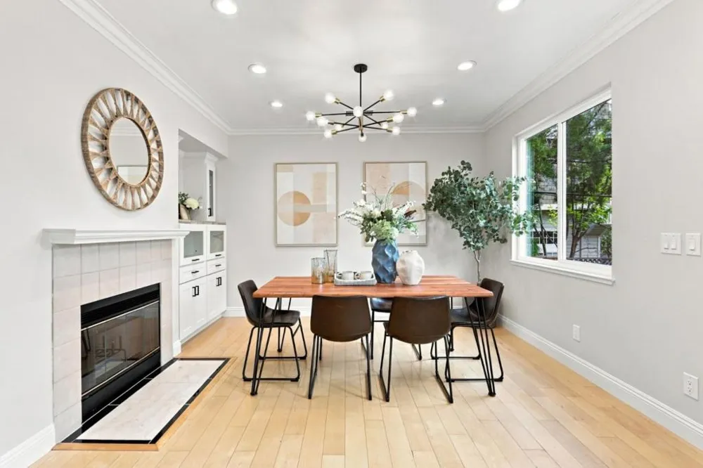 7371 Rainbow Drive Cupertino, CA 95014
