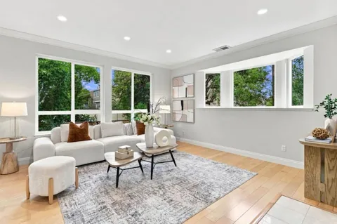 7371 Rainbow Drive