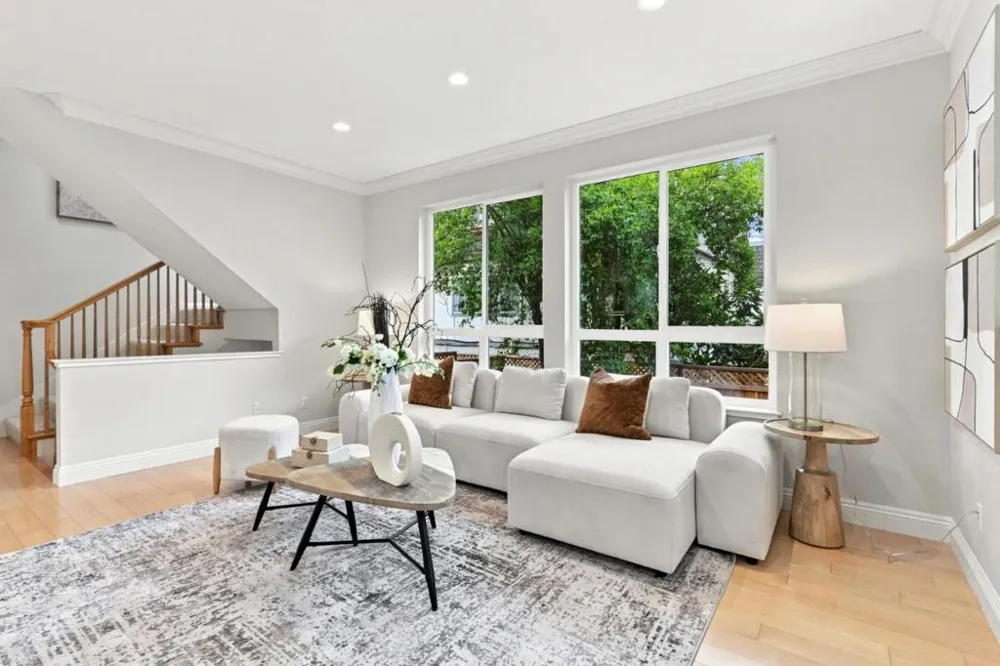 7371 Rainbow Drive Cupertino, CA 95014