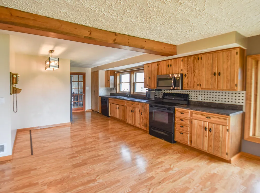 228 S Centennial Road Coldwater, MI 49036