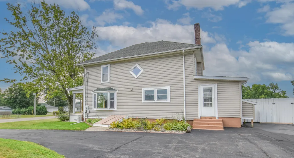 228 S Centennial Road Coldwater, MI 49036
