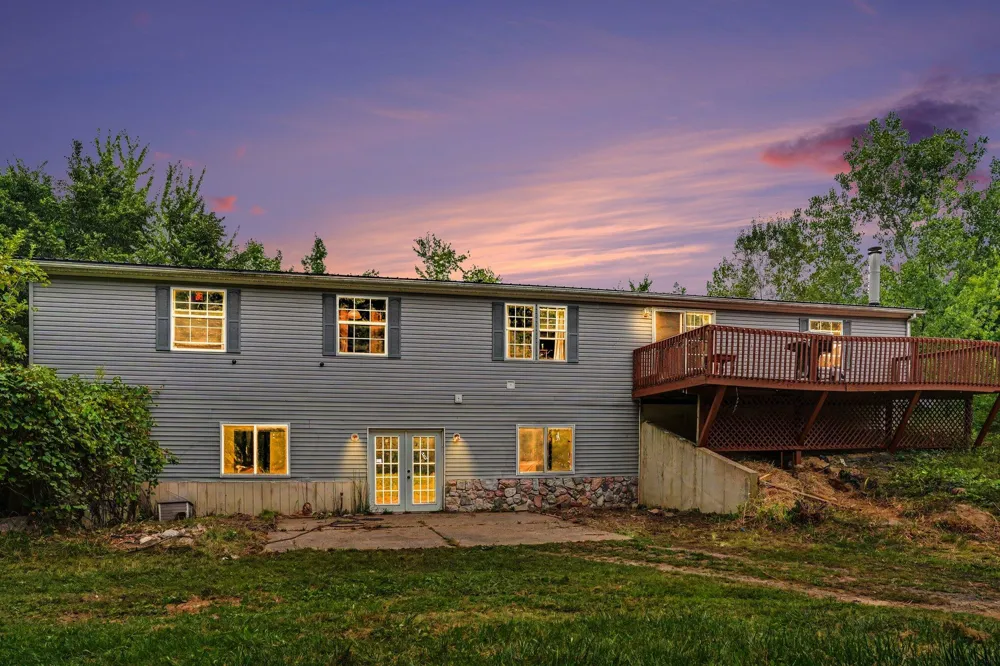 1863 Crystal Lane Allegan, MI 49010