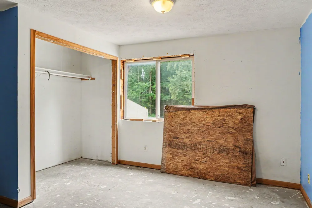1863 Crystal Lane Allegan, MI 49010
