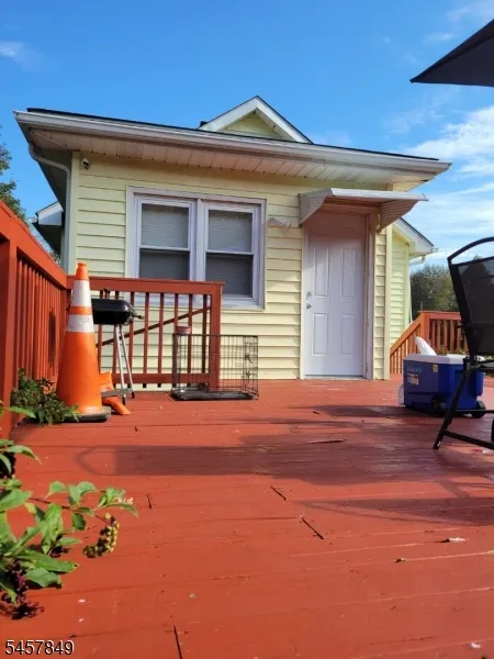 107 Broad St Carneys Point, NJ 08023