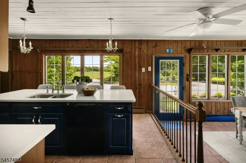 92 Warner Rd Mannington, NJ 08098