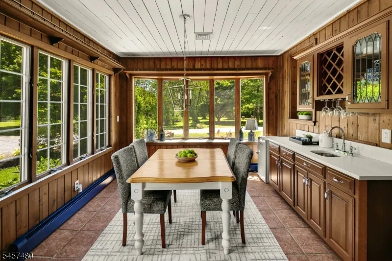92 Warner Rd Mannington, NJ 08098