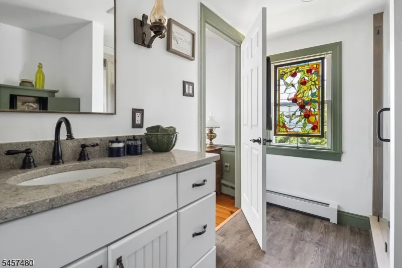 92 Warner Rd Mannington, NJ 08098