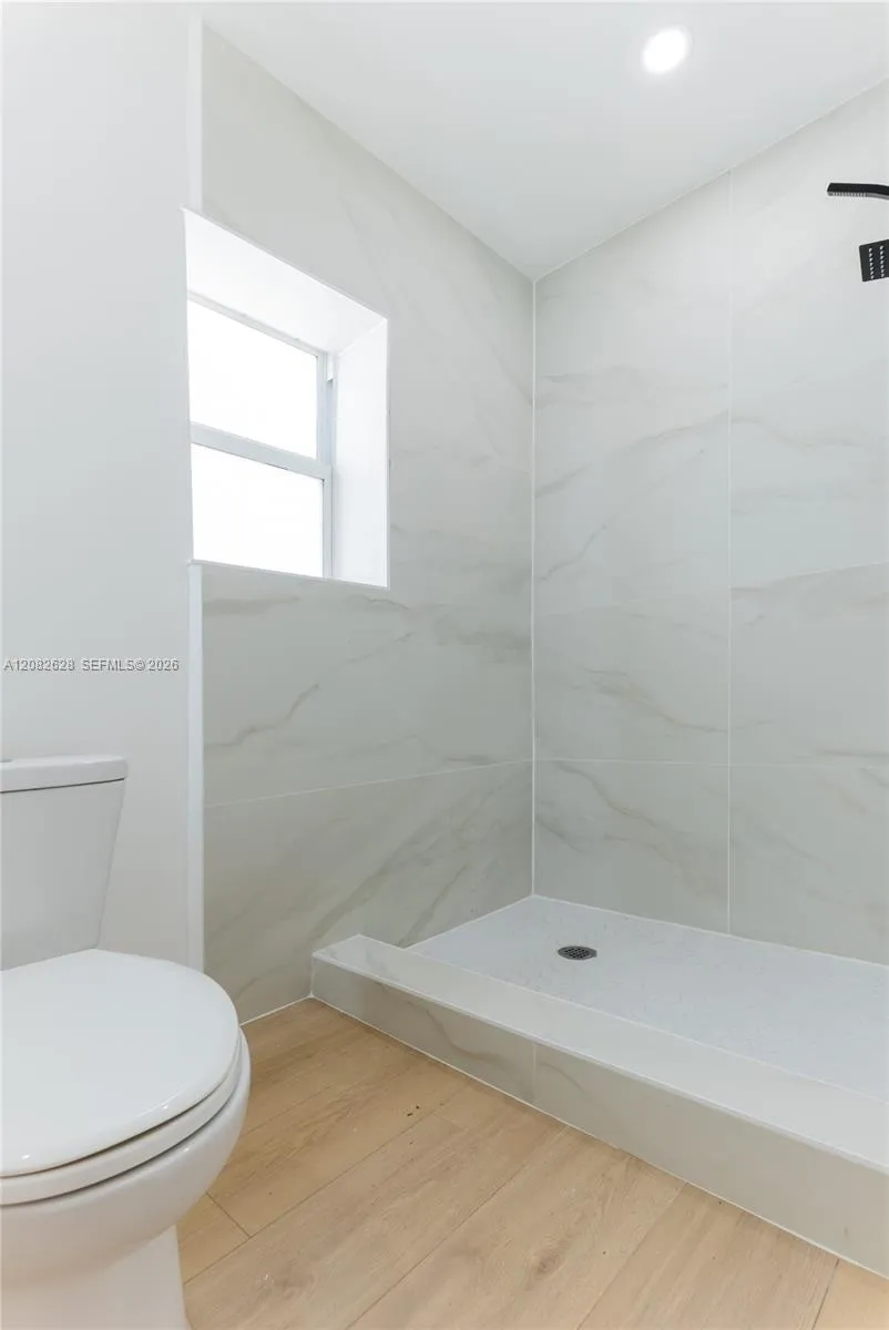 709 SW 4th Ct #3 Fort Lauderdale, FL 33315