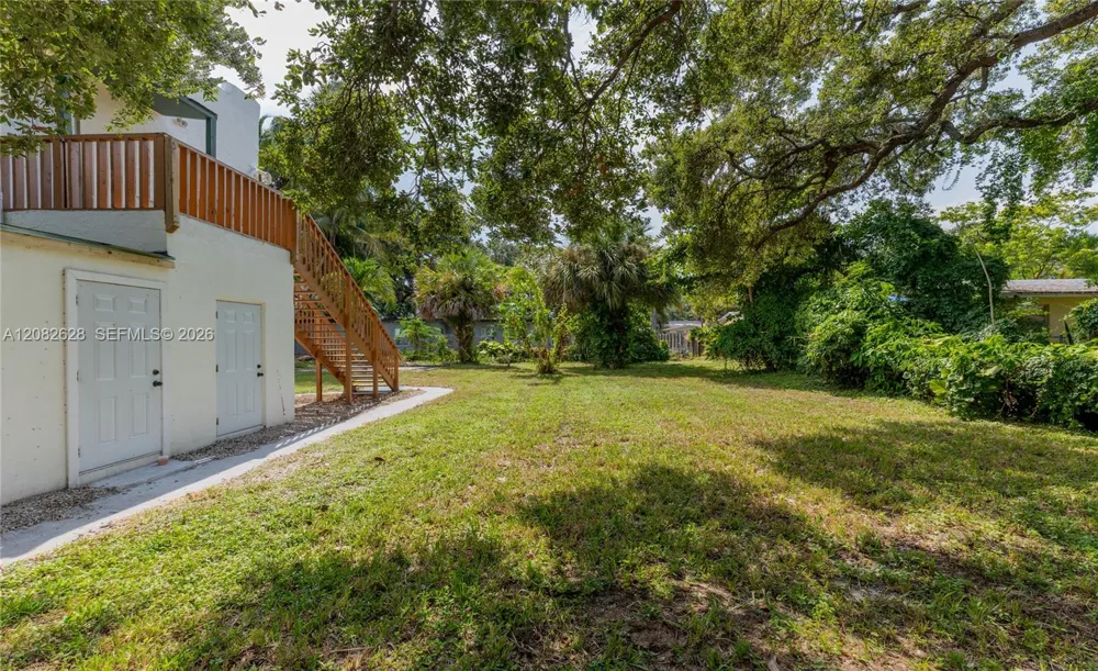 709 SW 4th Ct #3 Fort Lauderdale, FL 33315