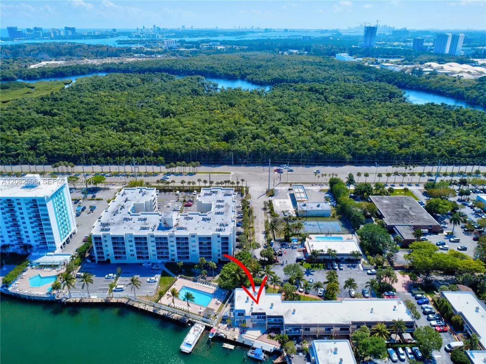2807 NE 164th St #2 North Miami Beach, FL 33160