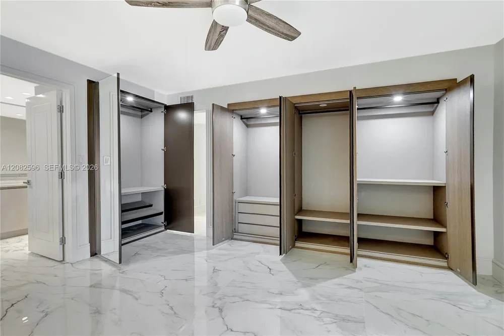 2807 NE 164th St #2 North Miami Beach, FL 33160