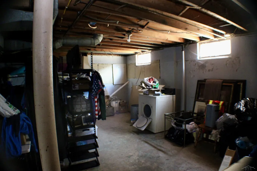 2307 Carolina Street Saginaw City, MI 48602